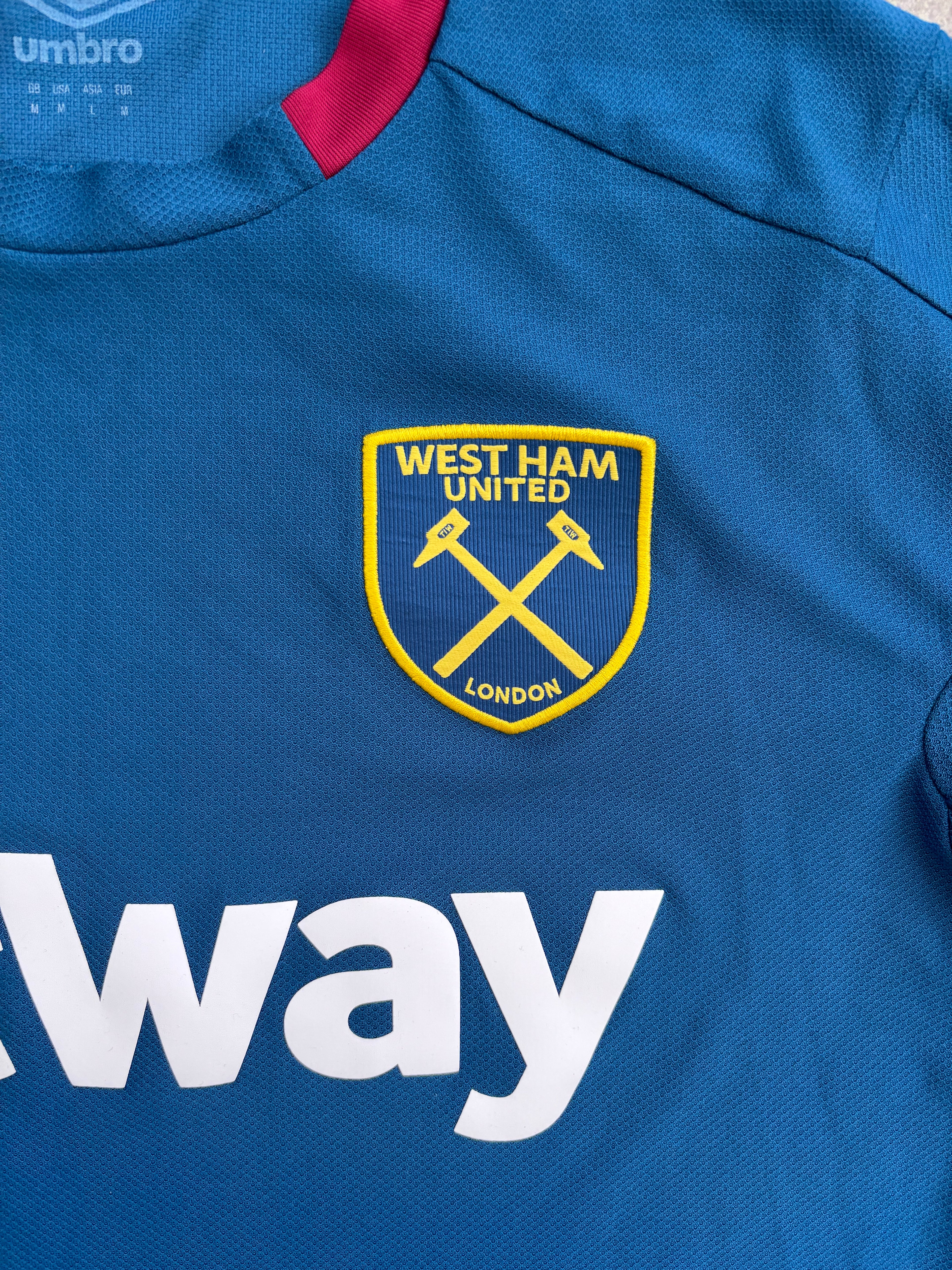 West Ham United 2018-2019 Umbro Away Shirt