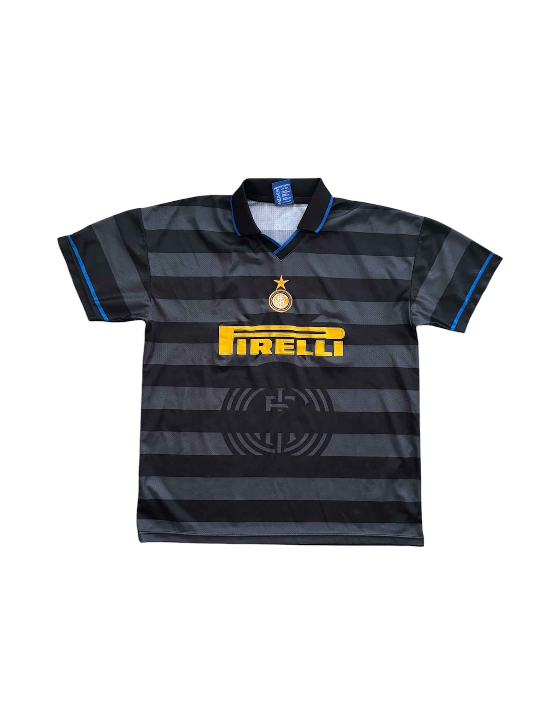Inter Milan Officially Licensed Retro Re-Make (XL)