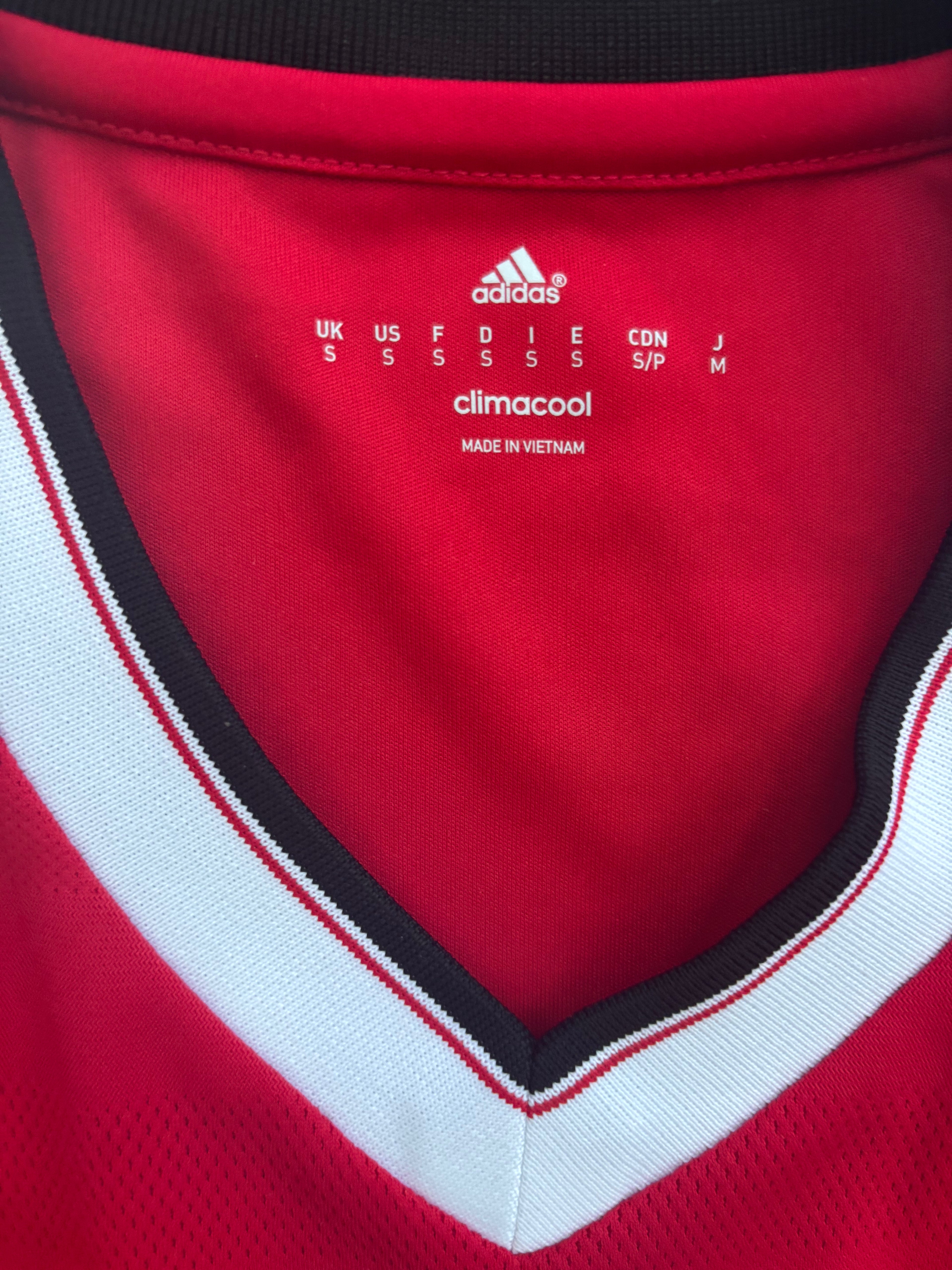 Manchester United 2015/2016 Adidas Home Shirt (S)